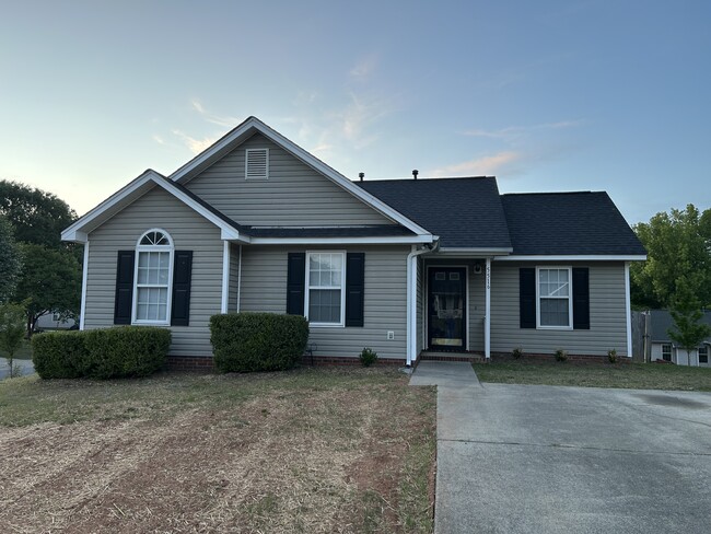 Building Photo - 5516 John McGraw Ln