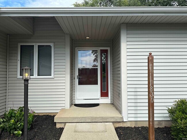 Photo - 1830 E Thornton Dr