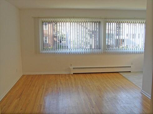 Photo - 3509 Emerson Ave S.