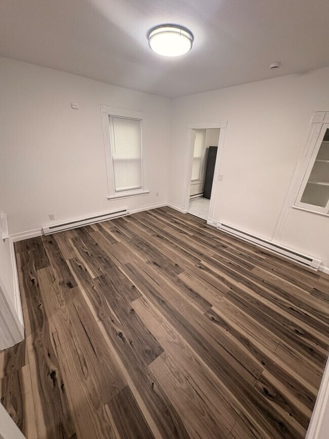219 Kimberly Ave Unit 1