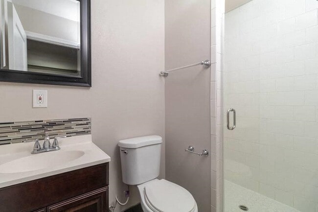 F78--1168 W. 36th Place