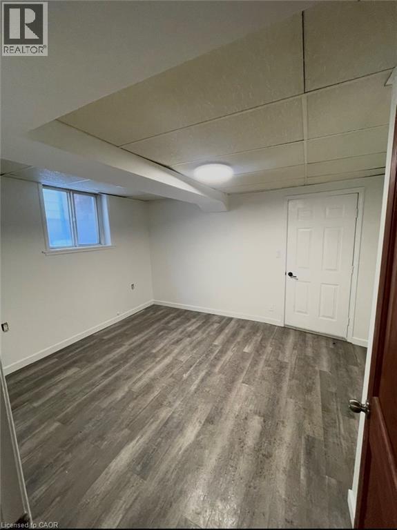 Photo - 343 Upper Wentworth St