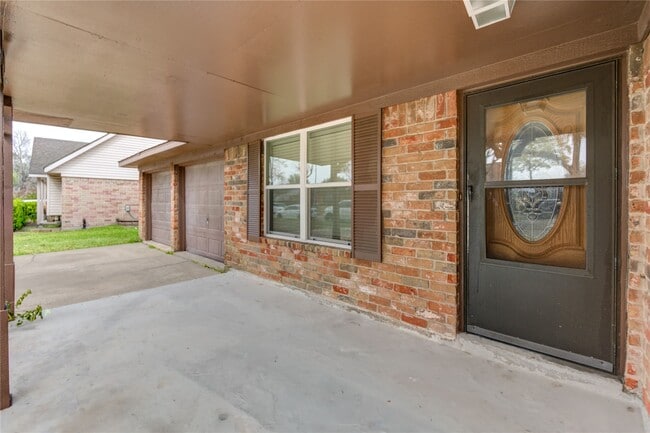 Photo - 12510 Hunting Brook Dr