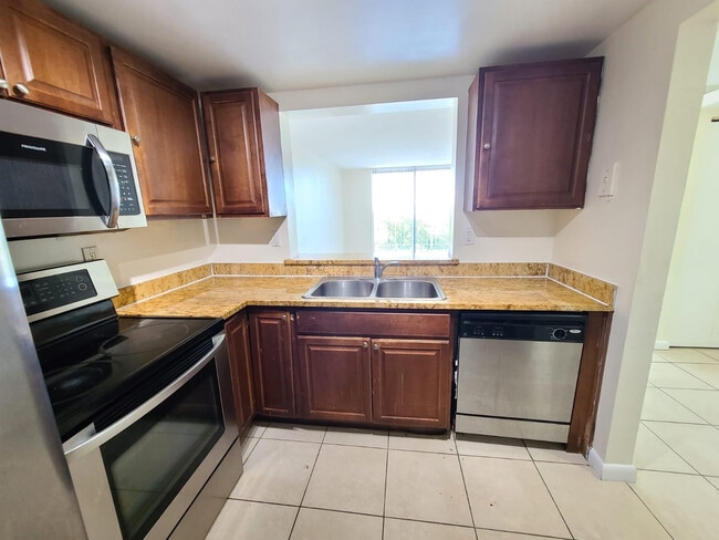 Photo - 496 NW 165th St Unit D409