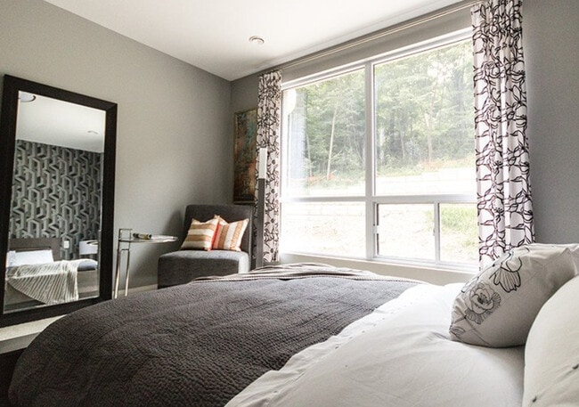 940 On The Park - Luxury Rentals