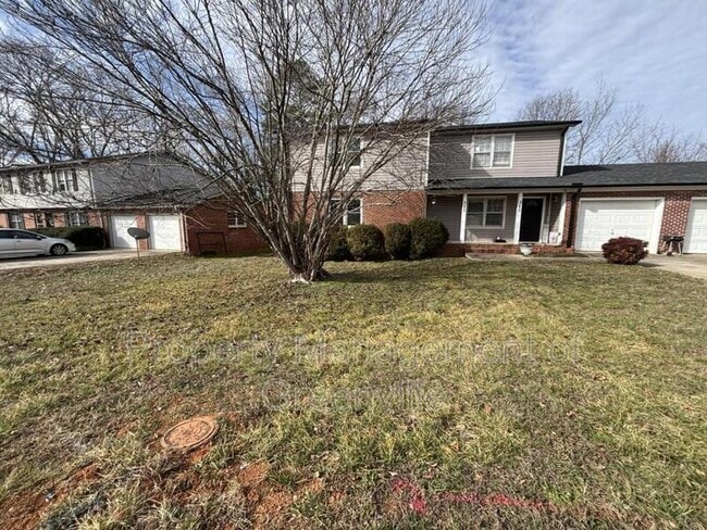 Photo - 342 Devonwood Ct