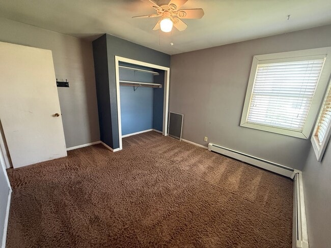 Photo - FIVE BEDROOM- Walking Distance to BSU