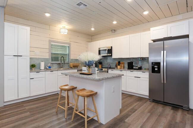 Photo - 1007 Avant Ave