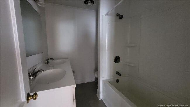Photo - 311 E 16th St