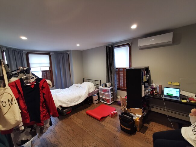 Photo - 232 Brookline St