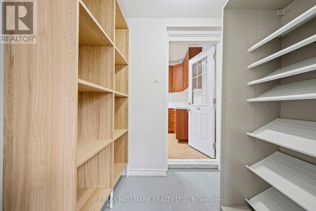 Photo - 167 Heward Ave