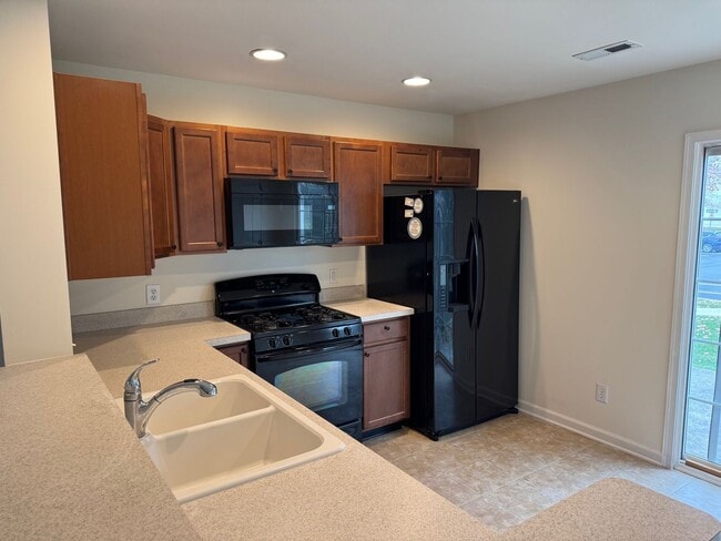 Photo - Upper Macungie 2 Bedroom 1.5 Bath end unit townhome for rent $1875/month
