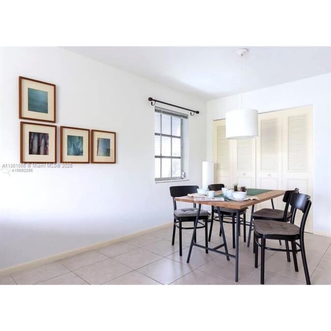 Photo - 1150 Madruga Ave