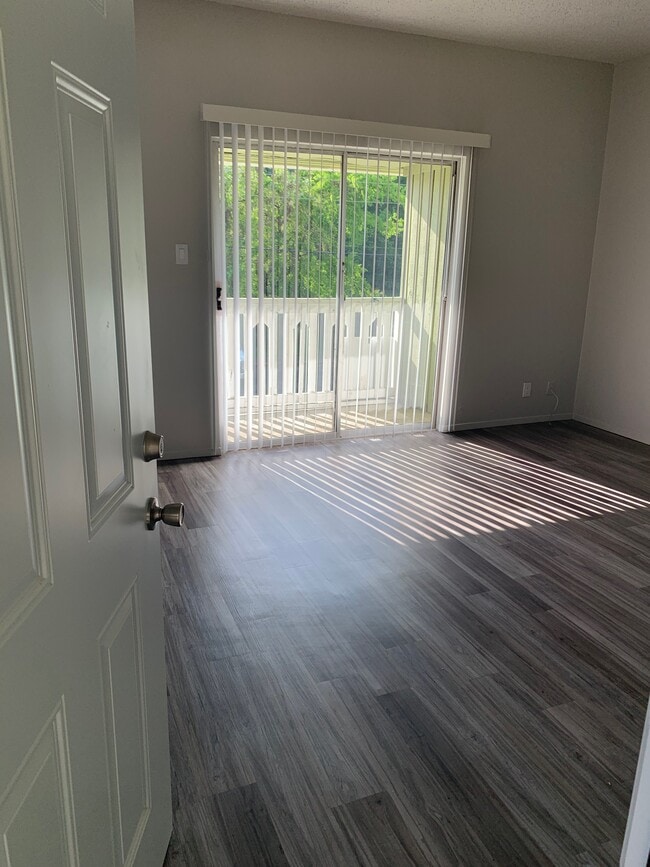 Photo - Creekside South