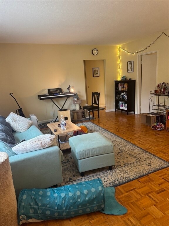 Photo - 117 Lake Shore Rd Unidad #1