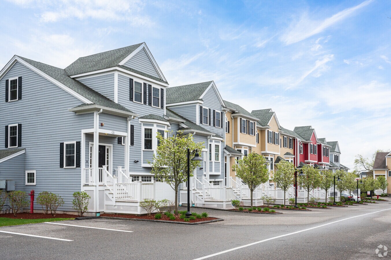 Foto del edificio - Lenox Village Townhomes