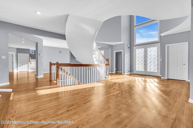 Photo - 10 Berkley Pl