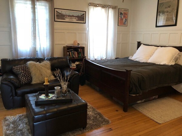 Photo - 2016 Commonwealth Ave Unit 1B