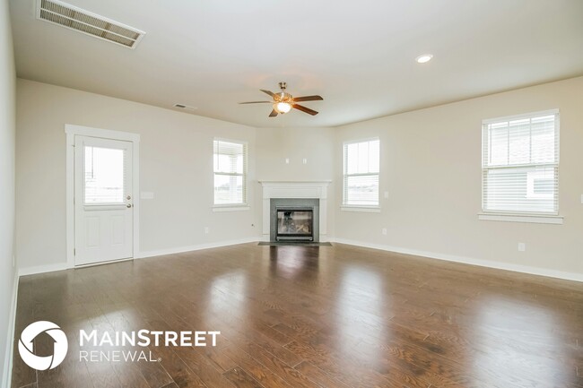 Photo - 789 Ewell Farm Dr