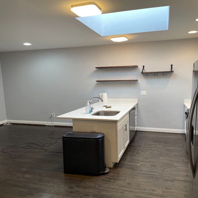 Photo - 1721 Trinidad Ave NE Unit 4