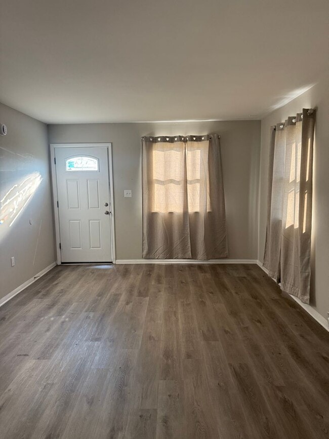 Photo - S. Mont Valla Avenue Unit 7 S. Mont Valla Avenue