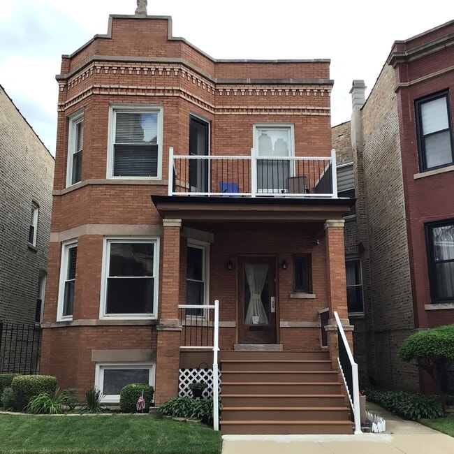 Building Photo - 3737 W Belden Ave