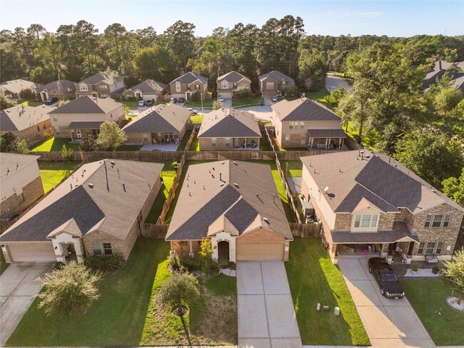 Building Photo - 138 Meadow Grove Dr