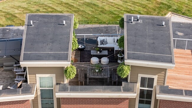 Photo - 492 Bluestem Cir