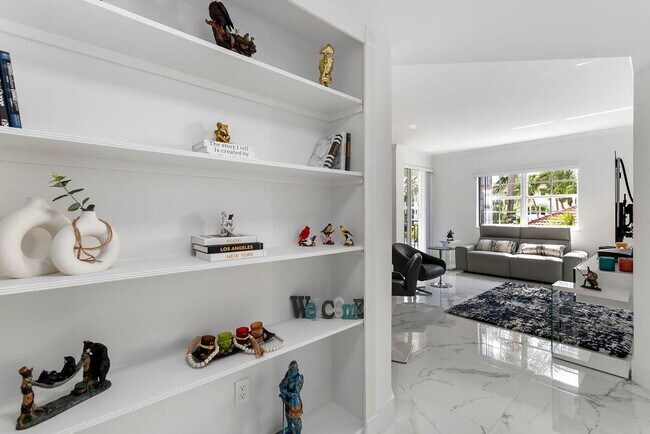 Photo - 3205 NE 184th St Unidad 9203