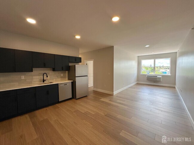 Photo - 213 French St Unidad 7