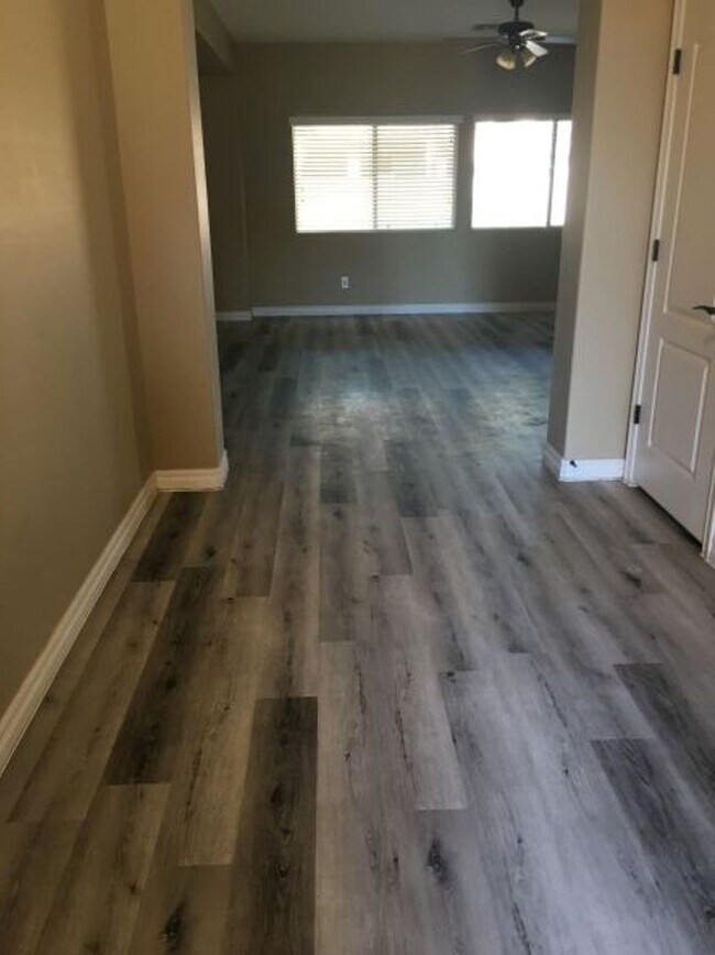 Photo - Call For Showing Appointment 4805992545