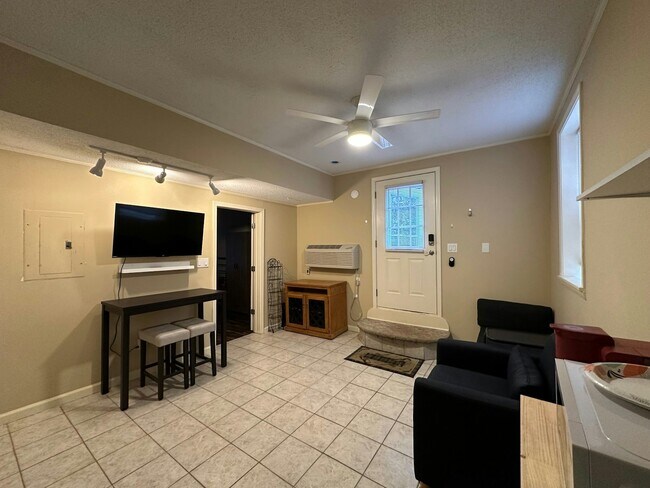 Photo - 355 Sand Hill Rd