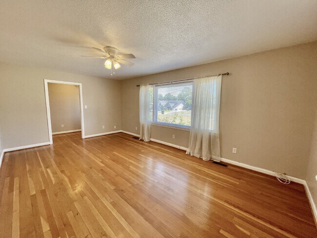 Photo - 4 Bed, 2 Bath Nest In Cottonade Close To Base Apartamento