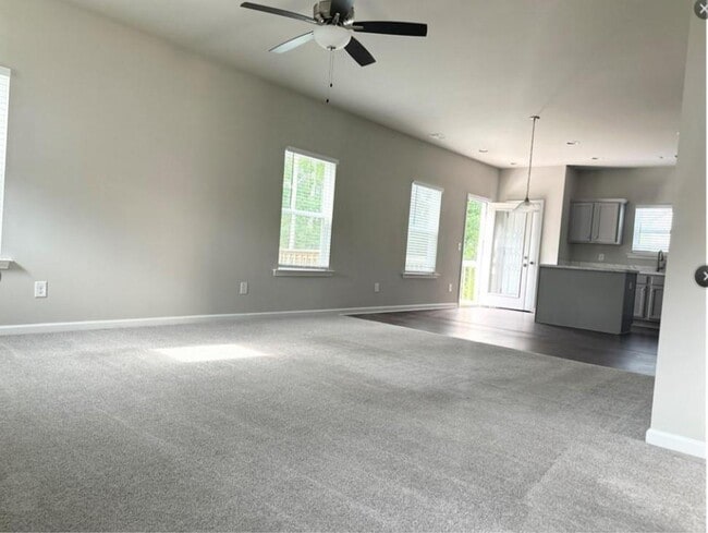 Photo - 210 Finley Dr