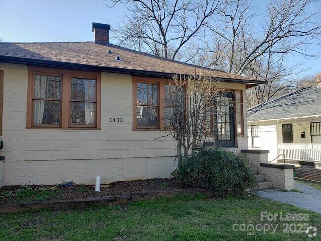 Building Photo - 1433 Pecan Ave Unit B Rental