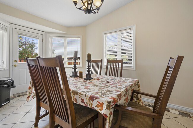 Photo - 9321-9369 69 Ave