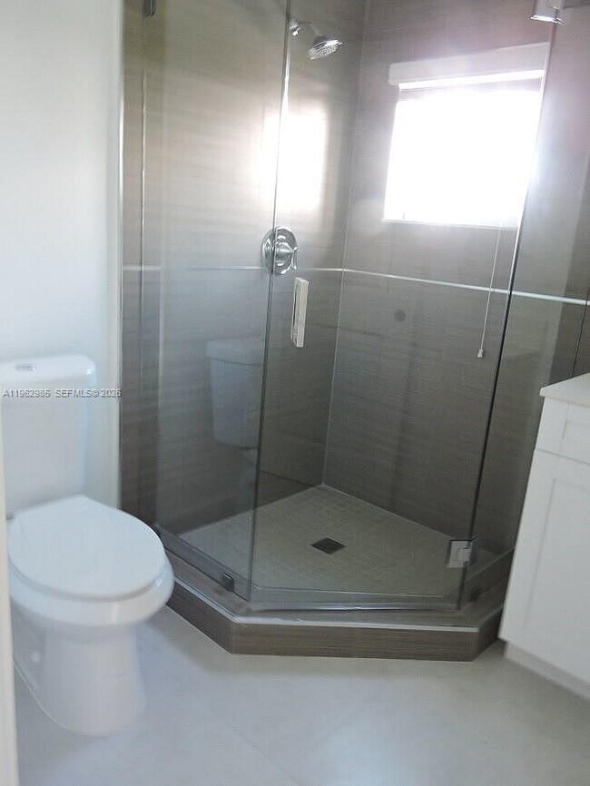 Photo - 3323 SW 87th Pl