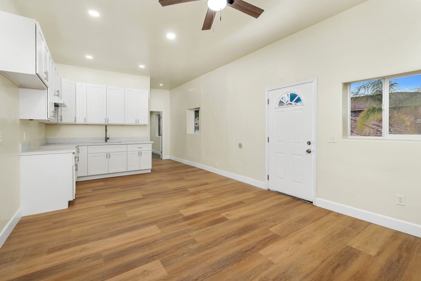 Photo - 918-920 Monterey