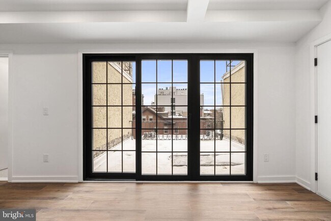 Photo - 1602 Locust St Unidad 402