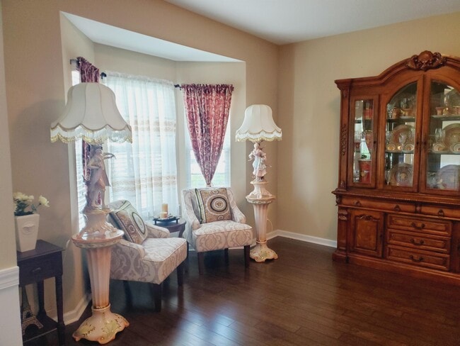Photo - 908 Blane Ln