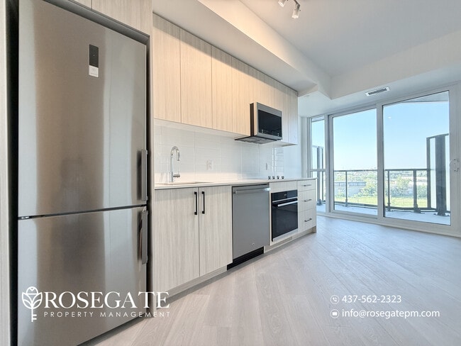 Building Photo - 1-Bedroom + Den Condo with 2 Bathrooms, Parking, Locker & Rogers Internet – Scarborough Unit 526