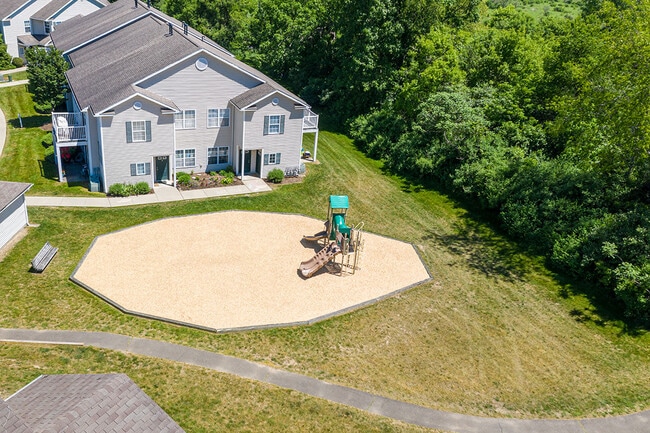 WoodsEdge Apartments