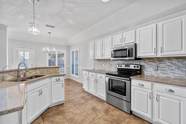 Photo - 4425 Forsyth Ln