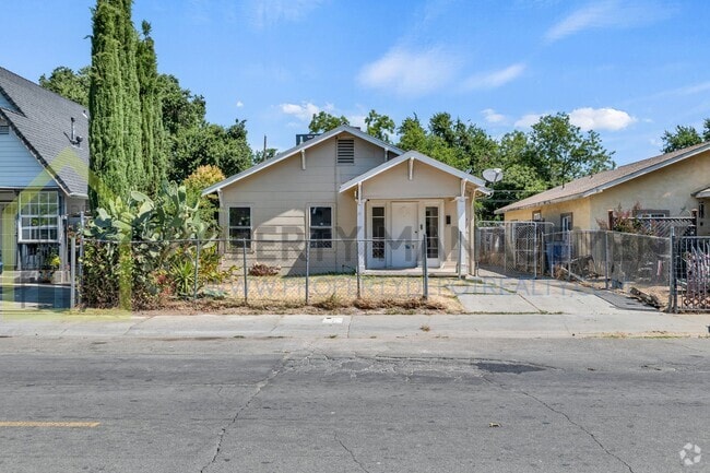 Building Photo - Charming 3-Bedroom Home for Rent