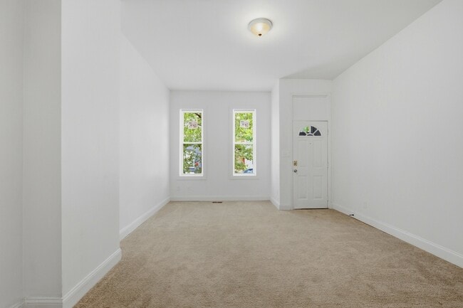 Photo - 2546 W Baltimore St