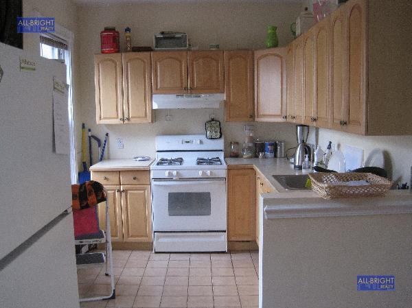 Photo - 195 Green St Unit 3