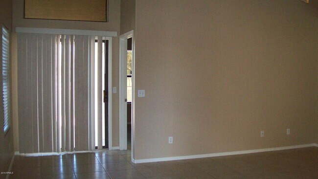 Photo - 802 E Rosemonte Dr