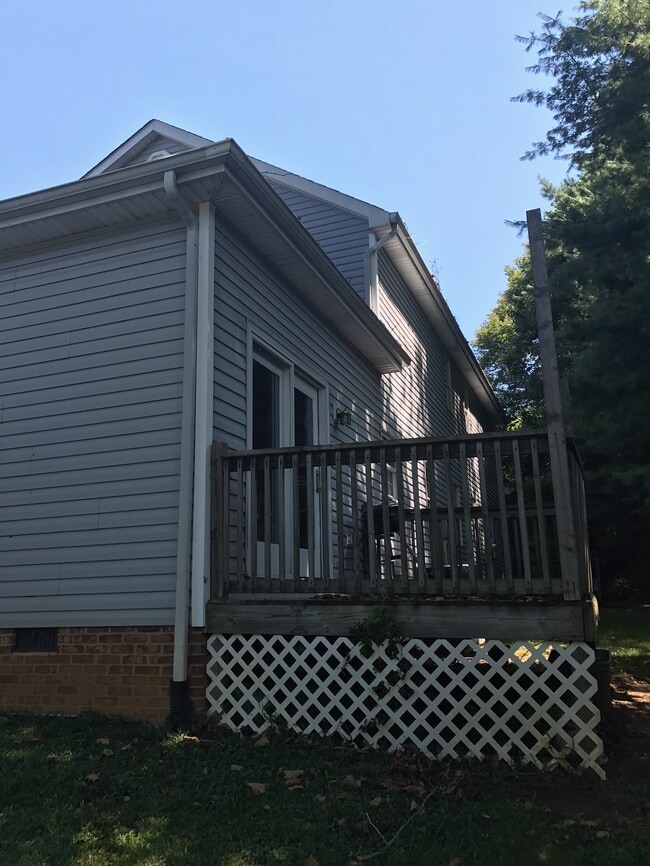 Photo - 21441 Clear Creek Rd Unit A