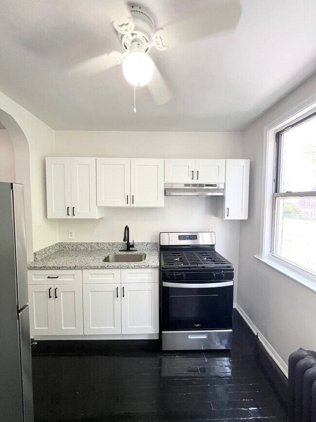 Photo - 948 N Kildare Ave Unidad 2