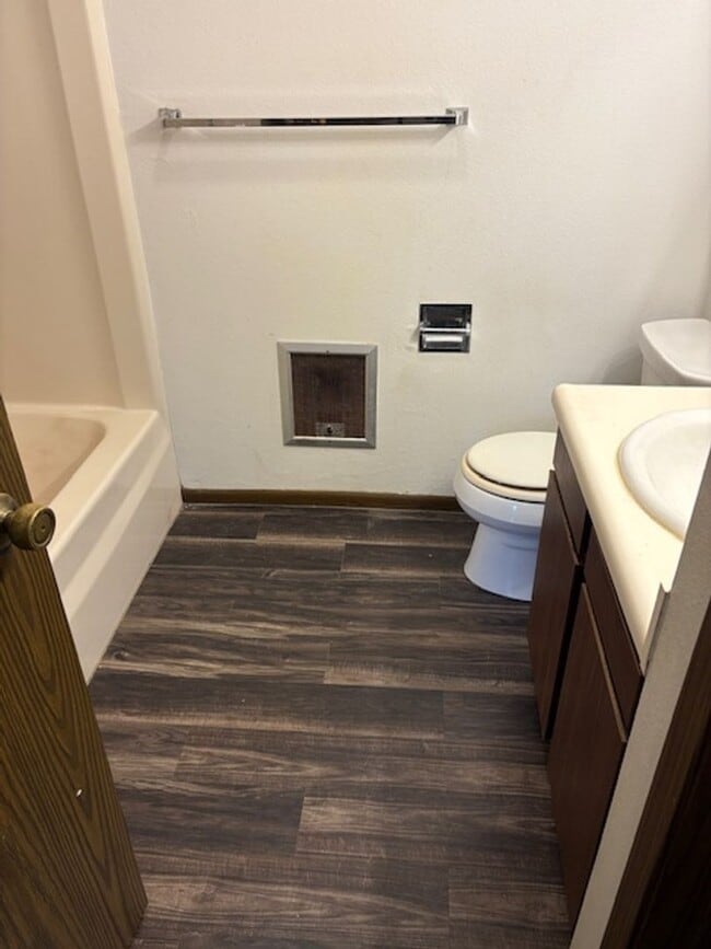 Photo - 209 Estelle St Unit 209 Estelle St - Apt C2